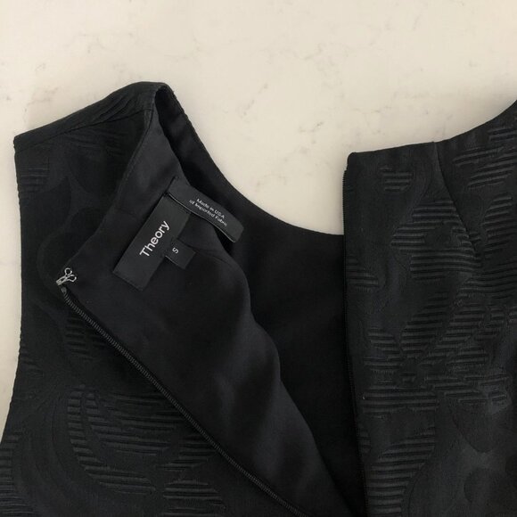 Theory C Aster Jacqua Sleeveless Scoop Neck Lined Floral Top Black Sz S NWOT - Picture 7 of 12